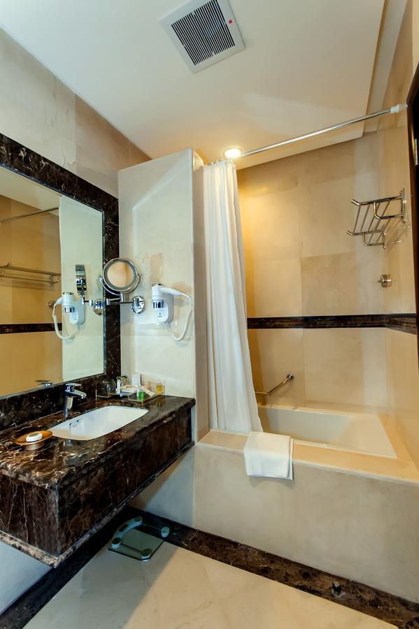 Suite Inn Hotel Riyadh Exterior photo